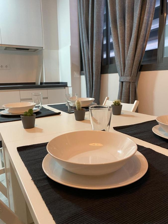 Quattro Triana En Salado Appartement Sevilla Buitenkant foto