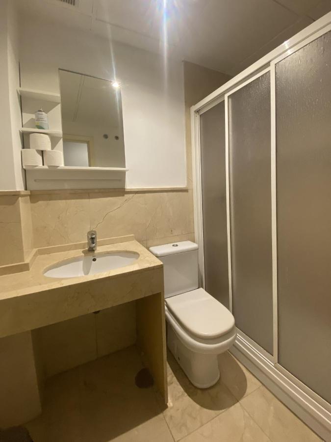 Quattro Triana En Salado Appartement Sevilla Buitenkant foto